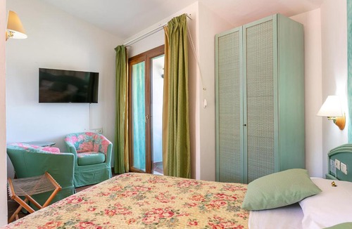 Pittulongu House | Villa Stefania by the Beach rooms only