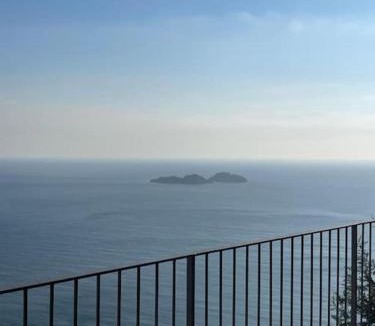 Vico Equense Villa | Villa Stone - De Vivo Realty Positano