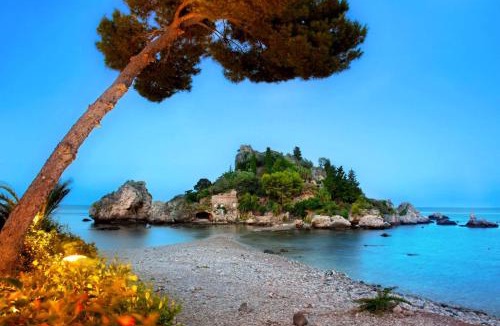 Santa Teresa di Riva Bed & Breakfast | Villa Teresa B&B