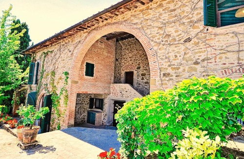 Cavriglia Villa | Villa Ulivacci - Holiday Country Villa with private swimming pool in Chianti, Tuscany
