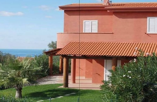Bonifati Villa | VILLA VIRGINIA N. 11 with LARGE COMMUNAL SWIMMING POOL - 1 Km from the beach