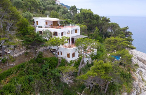 Massa Lubrense Villa | Villa with sea water swimming pool and direct access to the sea