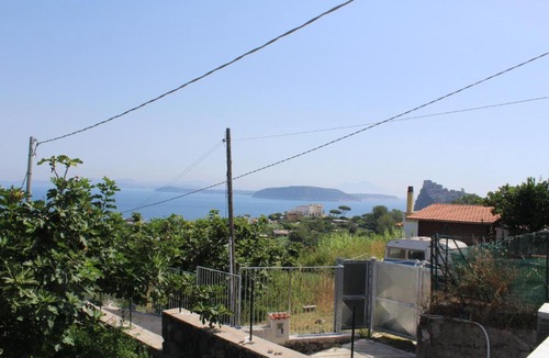 Ischia Porto Villa | Villetta Rosalia con vista mare