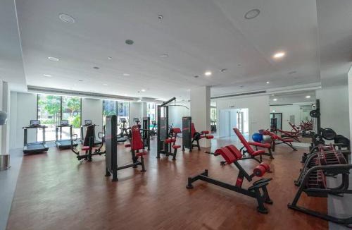 Umm Suqeim 3 Apartment | Vogue Jumeirah Living - Near Burj Al Arab & Beach