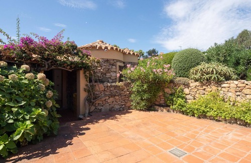 Baia Caddinas Villa | Welcomely - Villa Acqua Marina