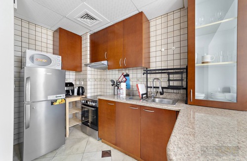 Motor City Apartment | WelHome - Stylish Studio with Park Views in Regent House 2