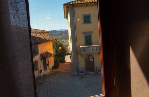 Pergine Valdarno House | Wonderful private villa for 4 guests with WIFI, A/C, patio and pets allowed, close to Arezzo