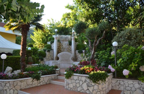 Forchia Hotel | Yellow Park Hotel
