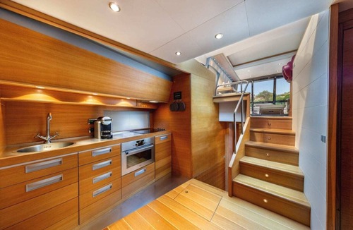 Capri Boat Rental | Your amazing yacht !