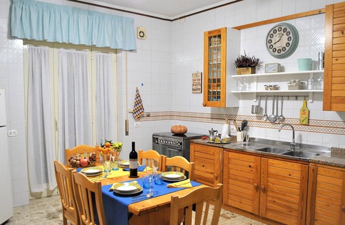 Portici Apartment | your family house suitable for children- TO VISIT VESUVIUS/HERCULANEUM/POMPEII