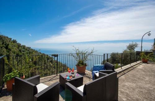 Montepertuso Apartment | YourHome - Relais Casa degli Angeli