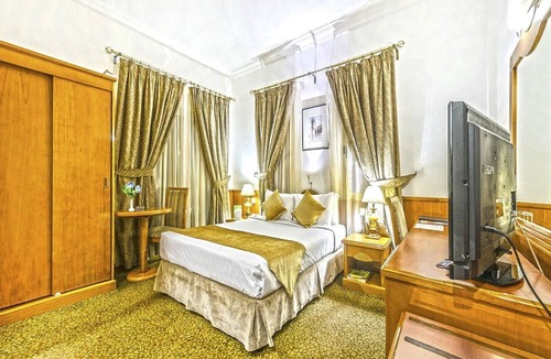 Al Muraqqabat Hotel | Zain International Hotel