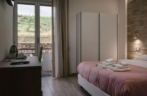 Catanzaro Bed & Breakfast | Zaro Suites B&B