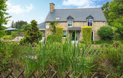 2 Bedroom Gorgeous Home In Noyal-Sous-Bazouges in Noyal-sous-Bazouges