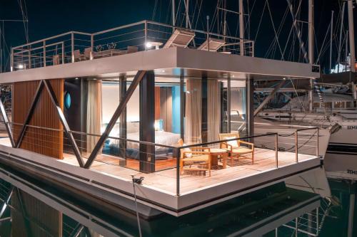 Marina Suite