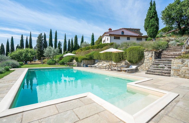 4 bedroom accommodation in Loro Ciuffenna