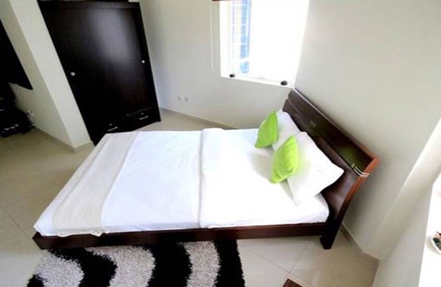 786-Beautifully Furnished Studio Just Next To Metro Station
