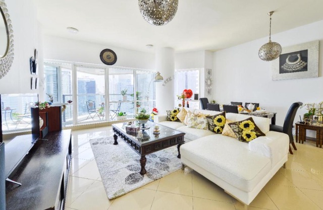 Beautiful 2Bed 2Baclcony in JLT, Dubai
