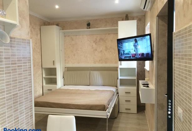 Casa Vacanze Sannazzaro Flat