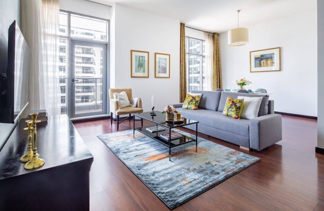 Elegant Modern 1BR Apartment in the heart of JLT
