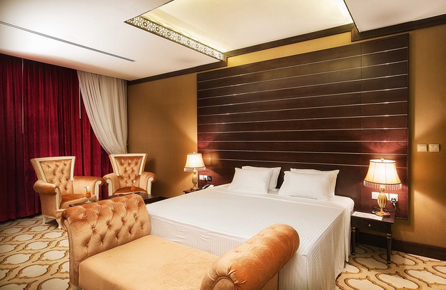 Ghaya Grand Hotel Dubai