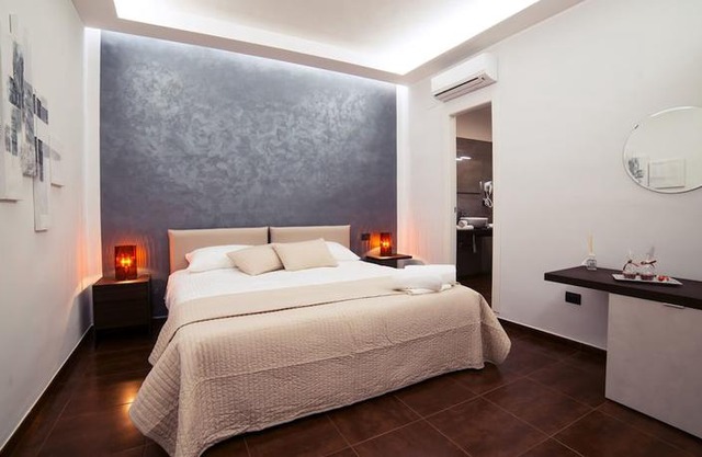 Glam House