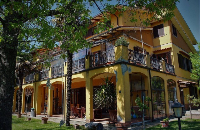 Holiday house Pian di Sco for 1 - 9 persons with 4 bedrooms - Twin house