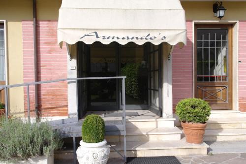 Hotel Armando 