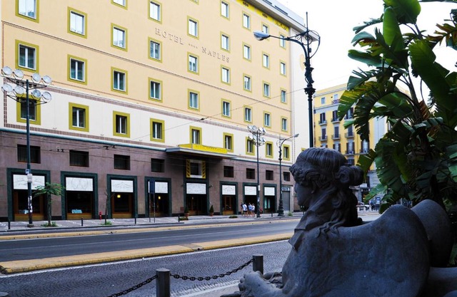 Hotel Naples