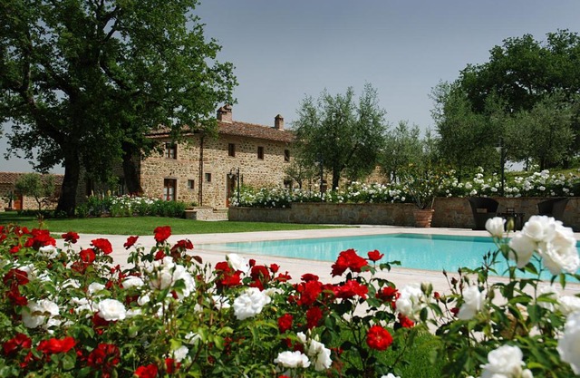 Grandi Toscana Monte San Savino Persons 