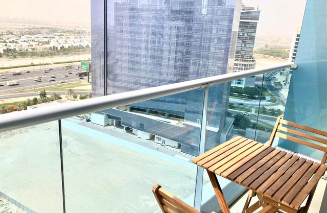 Lovely 2bedroom Business Bay Dubai