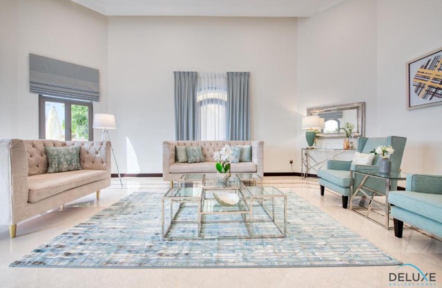 Posh 5BR Villa with Private Pool on Palm Jumeirah