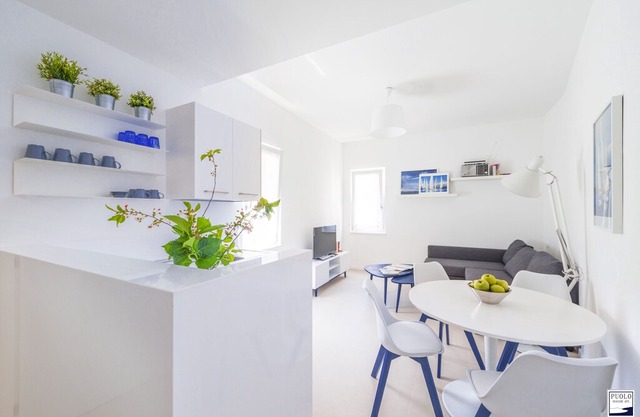 PUOLO SEASIDE APARTMENT