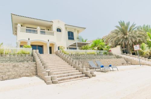 Stella Stays Brilliant 4 BDR Palm Villa Beach Private Pool