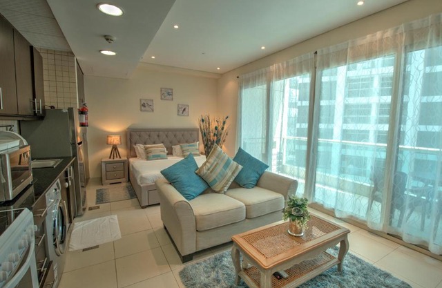 Studio Apartment in Jumeirah Beach Residence by Deluxe Holiday Homes