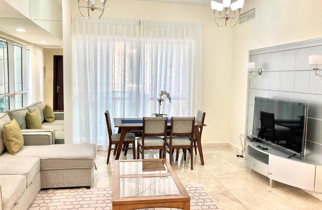 Stunning 1 bedroom balcony business bay Airbetter