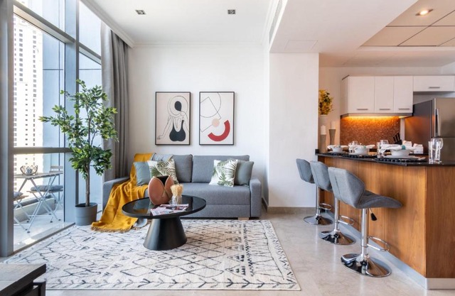 The Smart Concierge - Bay Central