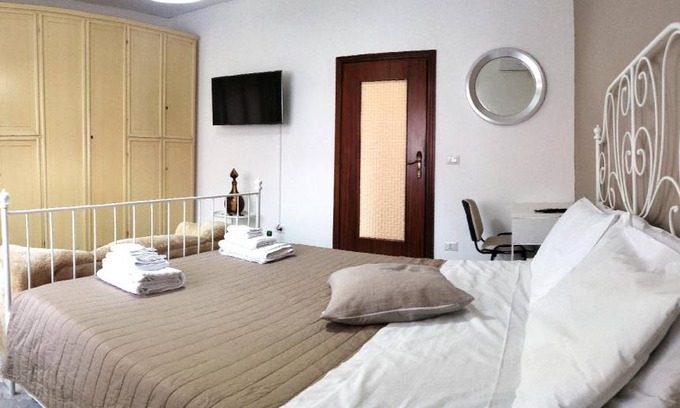 Portici Apartment | 110 m² Apartment ∙ 5 bedrooms ∙ 14 guests