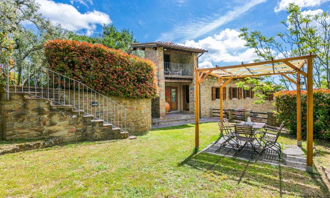 Montevarchi Villa | 110 m² Villa ∙ 3 bedrooms ∙ 6 guests