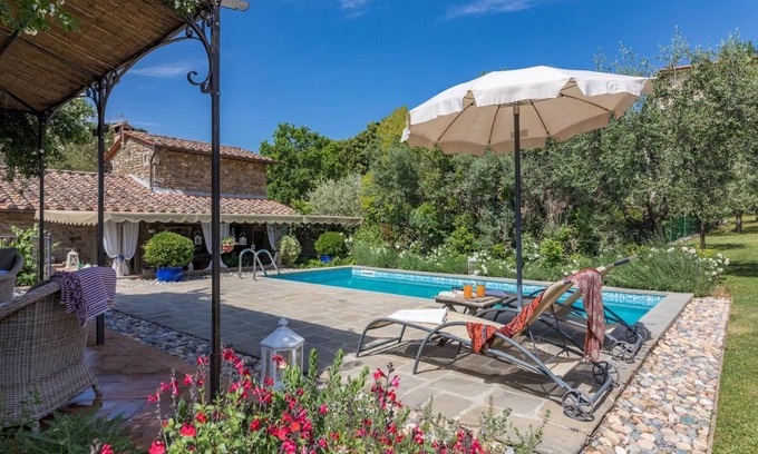 Camucia Villa | 117 m² Villa ∙ 2 bedrooms ∙ 4 guests