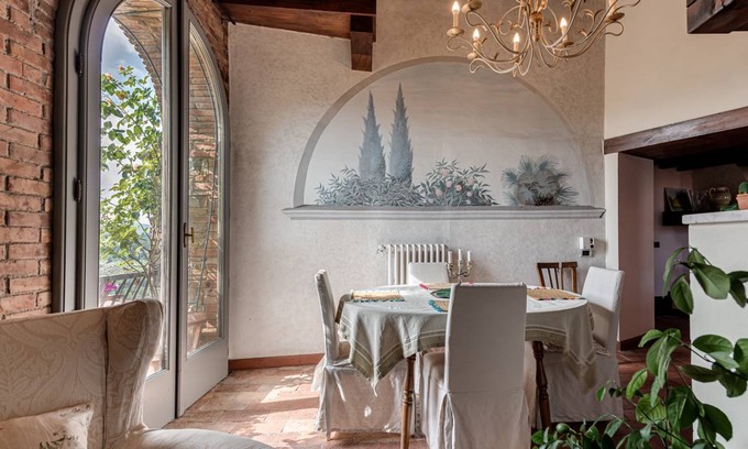 San Donato in Poggio Apartment | 130 m² Apartment ∙ 4 bedrooms ∙ 5 guests