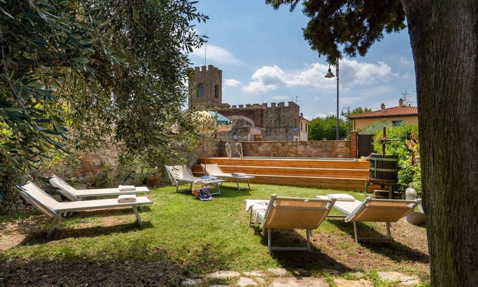 Pergine Valdarno Villa | 130 m² Villa ∙ 3 bedrooms ∙ 6 guests