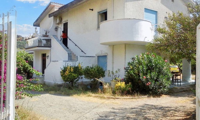 Tortora Marina Apartment | 150 m² Apartment ∙ 2 bedrooms ∙ 6 guests
