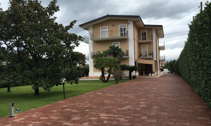 Lamezia Terme Apartment | 150 m² Apartment ∙ 2 bedrooms ∙ 4 guests
