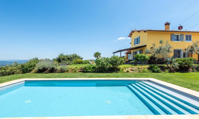 Montevarchi House | 160 m² House ∙ 4 bedrooms ∙ 8 guests