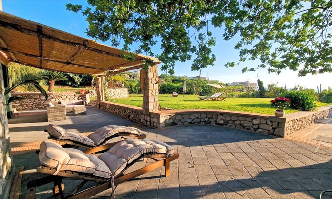 Marina Grande Villa | 160 m² Villa ∙ 3 bedrooms ∙ 6 guests