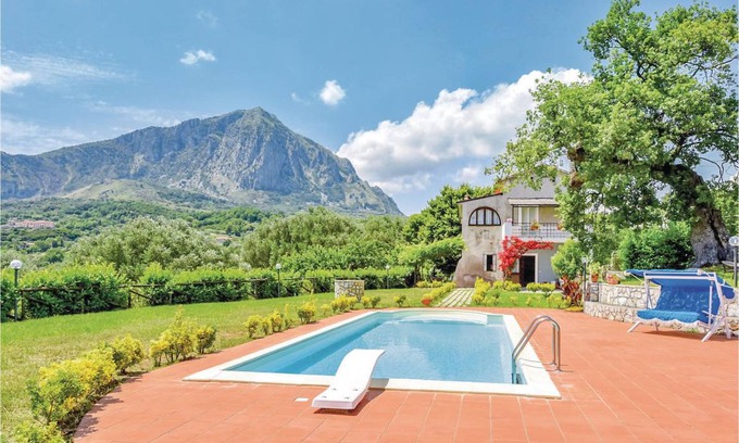 San Giovanni a Piro House | 170 m² House ∙ 6 bedrooms ∙ 12 guests