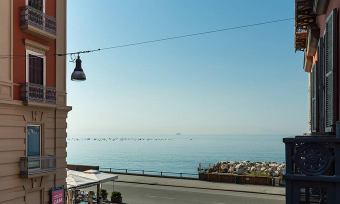 Chiaia Apartment | 180 m² Apartment ∙ 3 bedrooms ∙ 10 guests