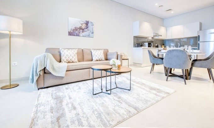 Business Bay Apartment | 1BR Modern Business Bay Apartment Close to Dubai Mall