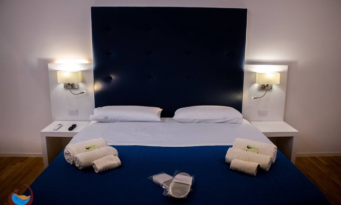 Reggio Calabria Bed & Breakfast | 2 minutes from the archaeological museum, corso garibaldi and via marina.